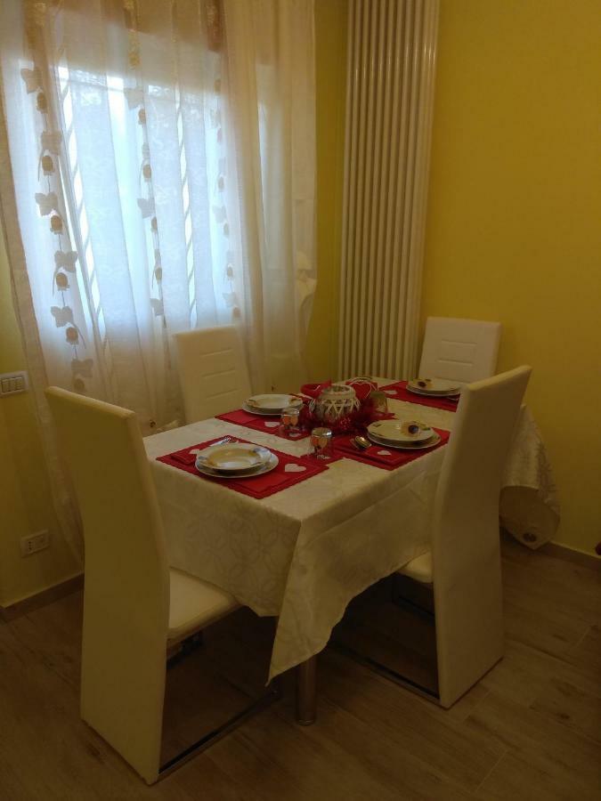 Sweet Home Castelletto sopra Ticino Exterior foto